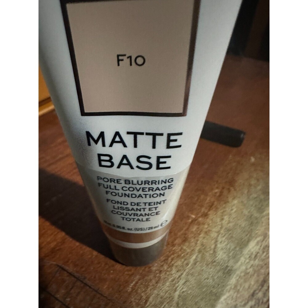 Revolution Matte Base Pore Blurring Full Coverage Foundation F10